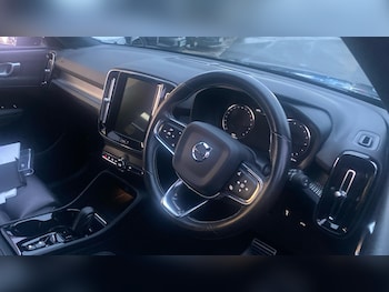 Used Volvo XC40 2020 for sale - 76825099: Photo