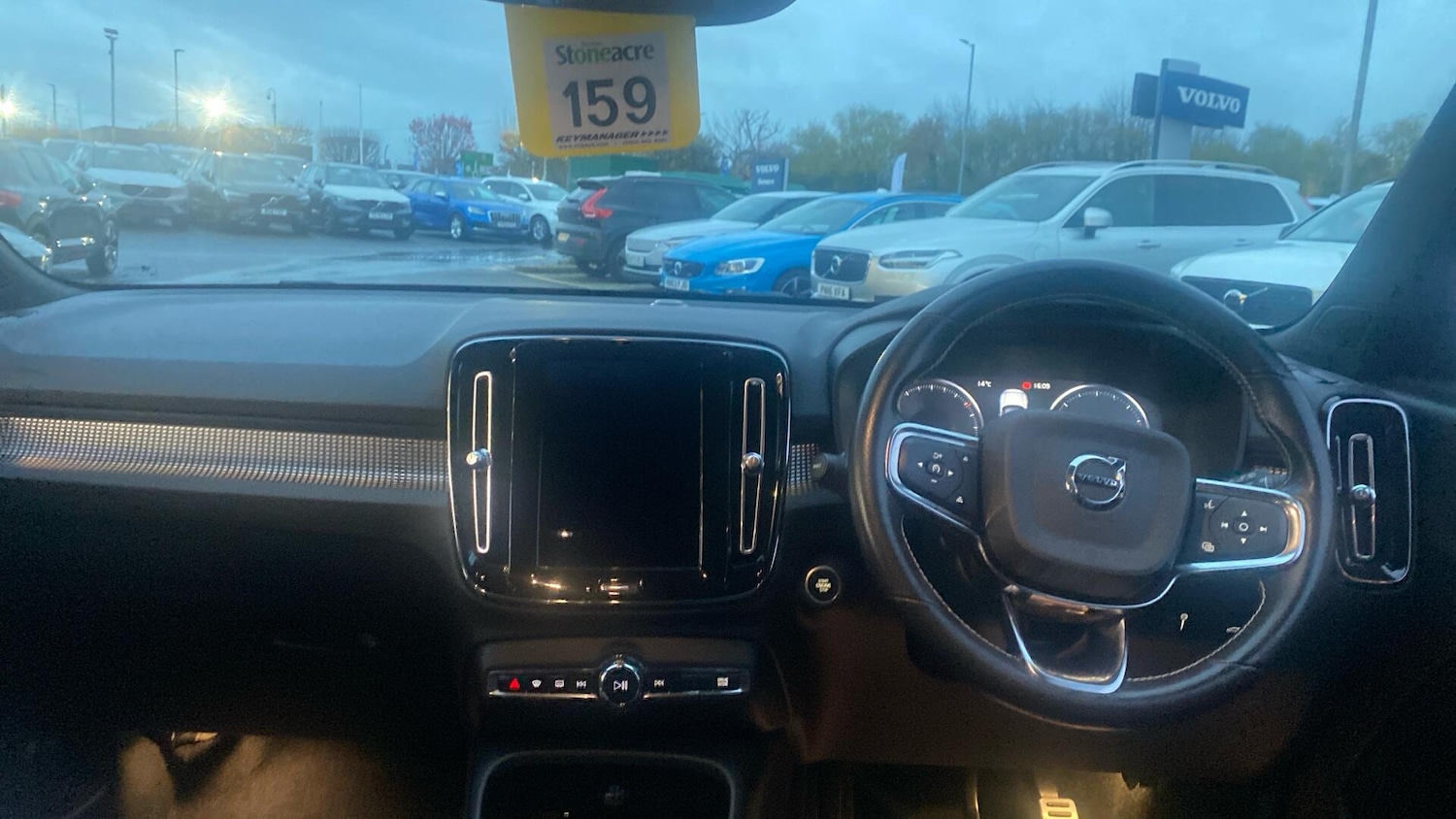 Used Volvo XC40 2020 for sale - 76825099: Photo 5