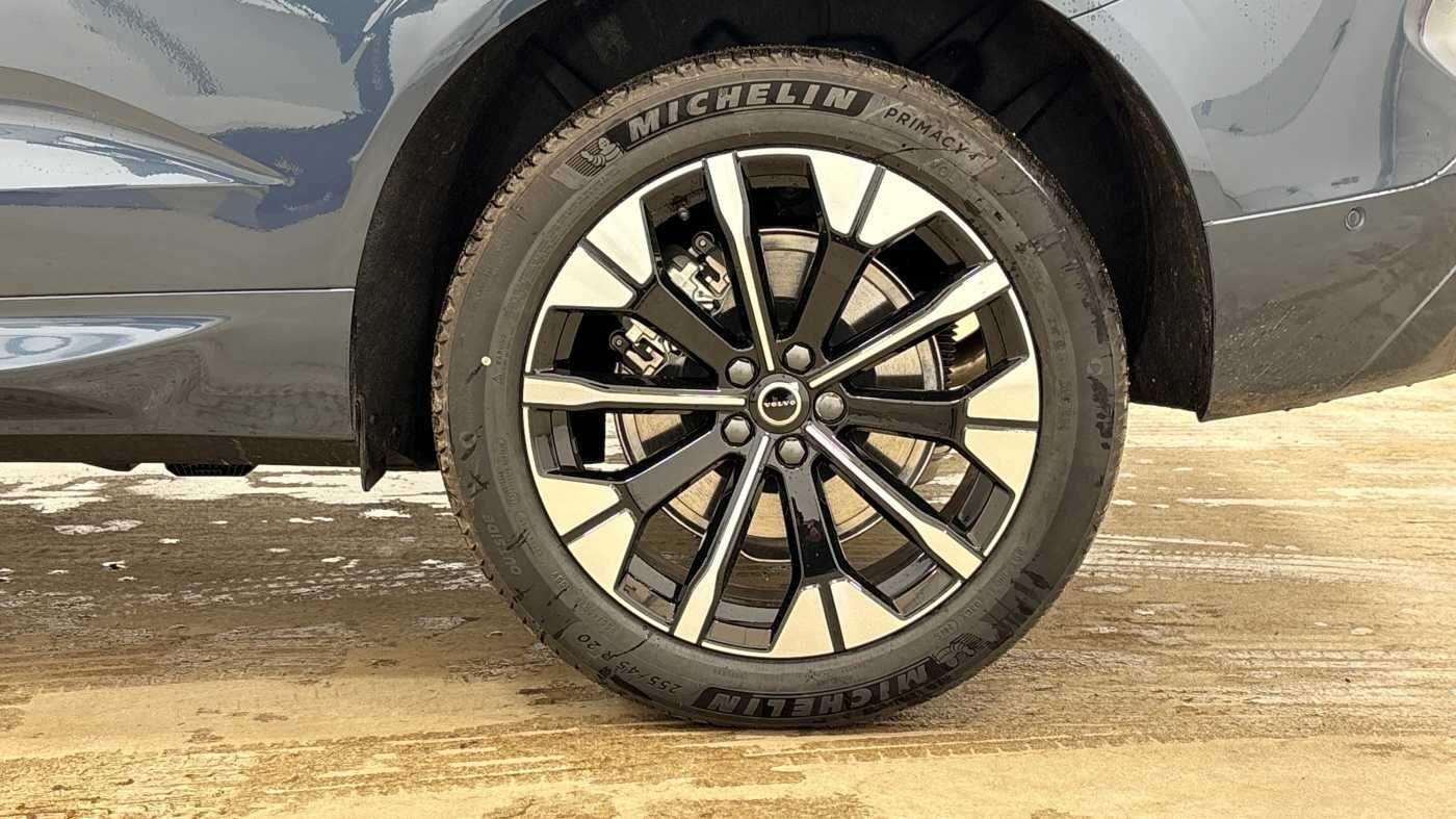 Used Volvo XC60 2025 for sale - 76360192: Photo 17