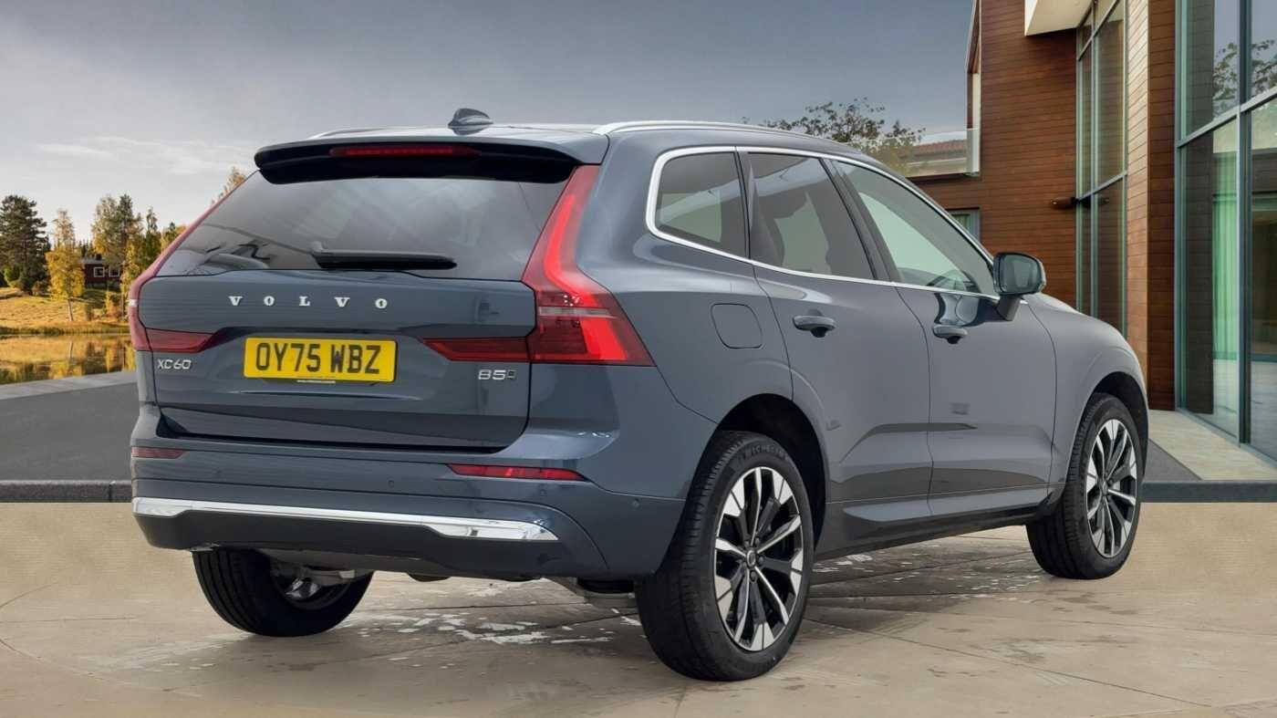 Used Volvo XC60 2025 for sale - 76360192: Photo 4