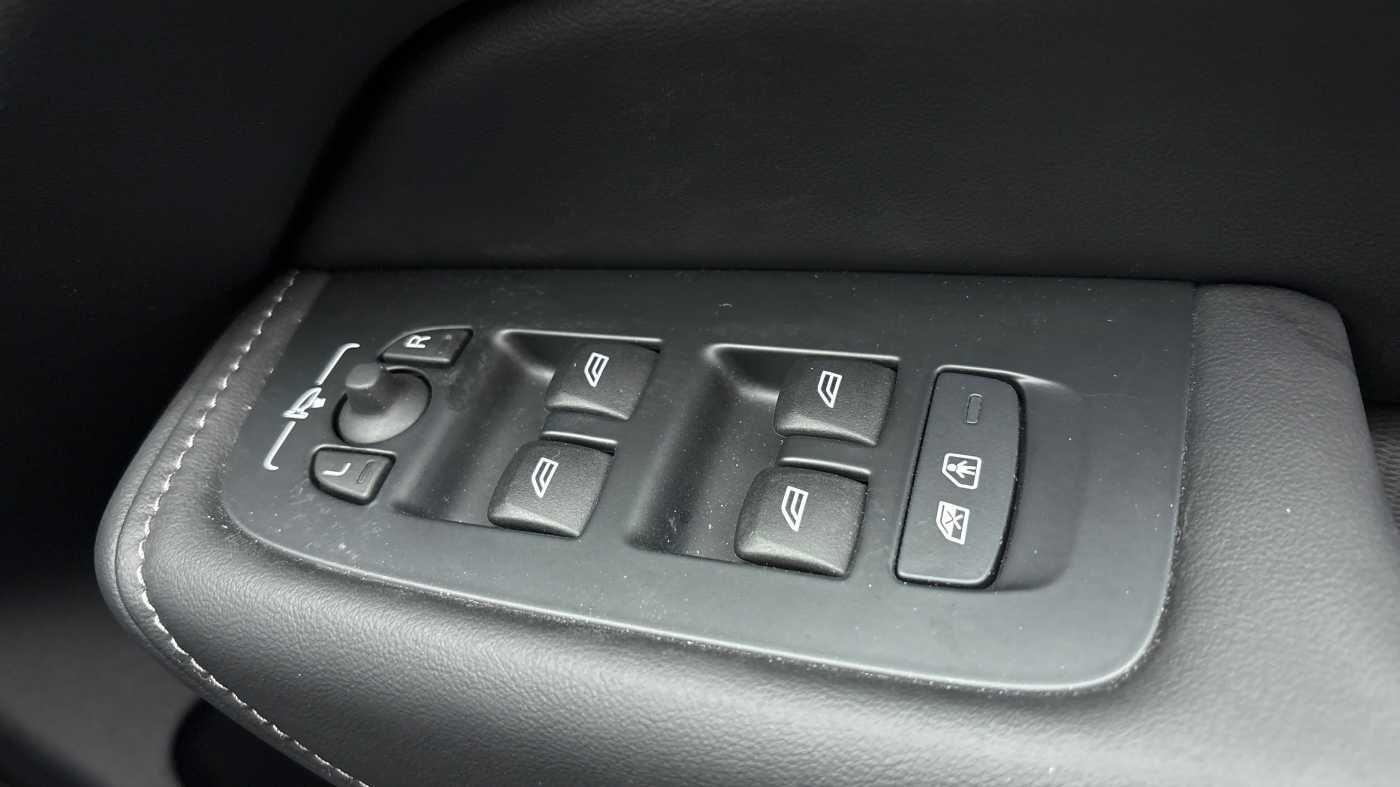 Used Volvo XC60 2025 for sale - 77091343: Photo 26