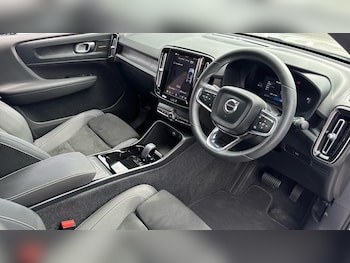 Used Volvo C40 2023 for sale - 79396308: Photo