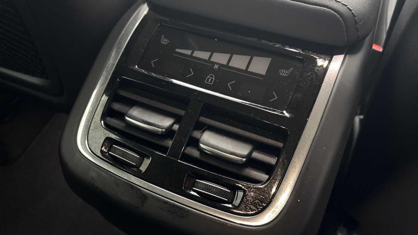 Used Volvo XC60 2025 for sale - 77705403: Photo 17