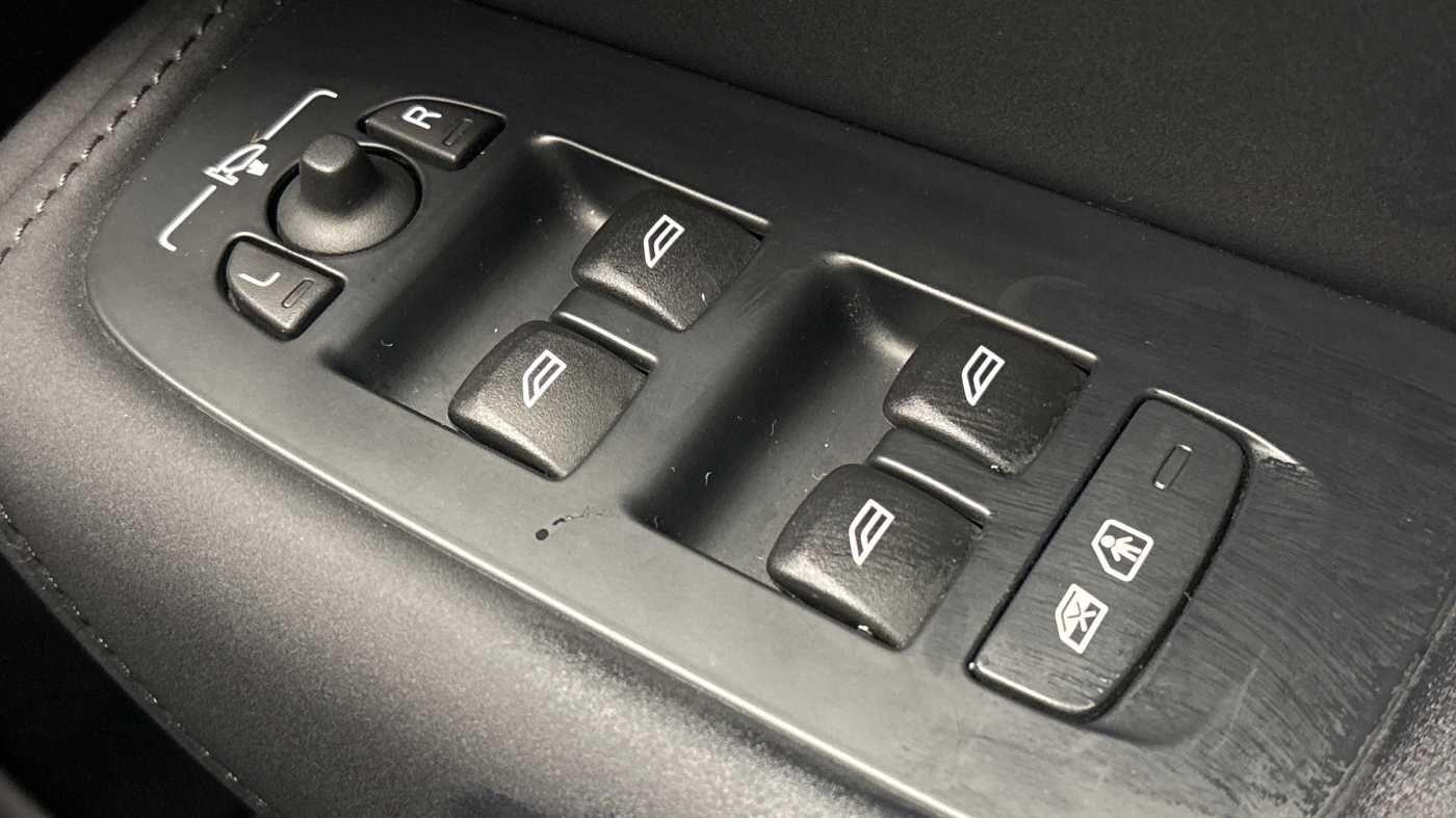 Used Volvo XC60 2025 for sale - 77705403: Photo 24