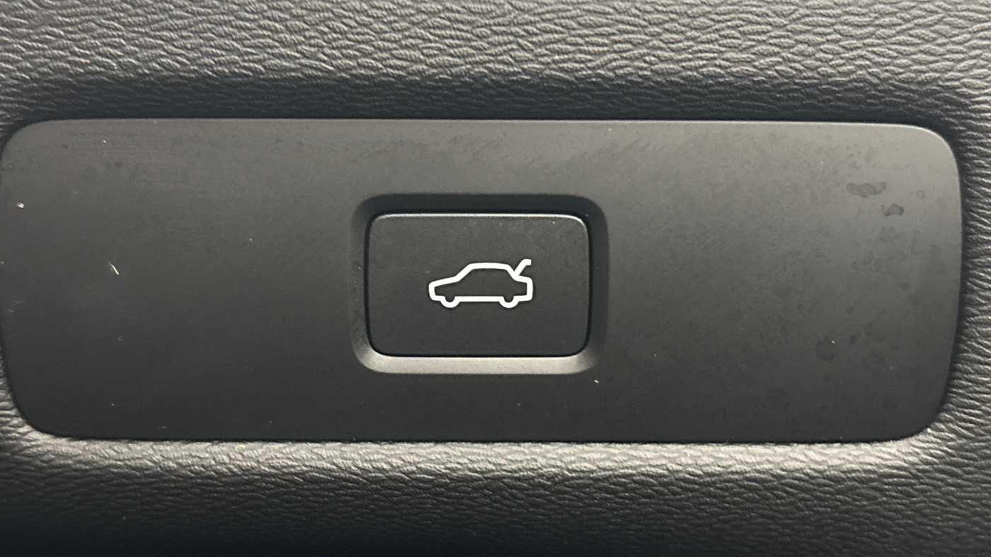 Used Volvo XC60 2025 for sale - 77705403: Photo 29