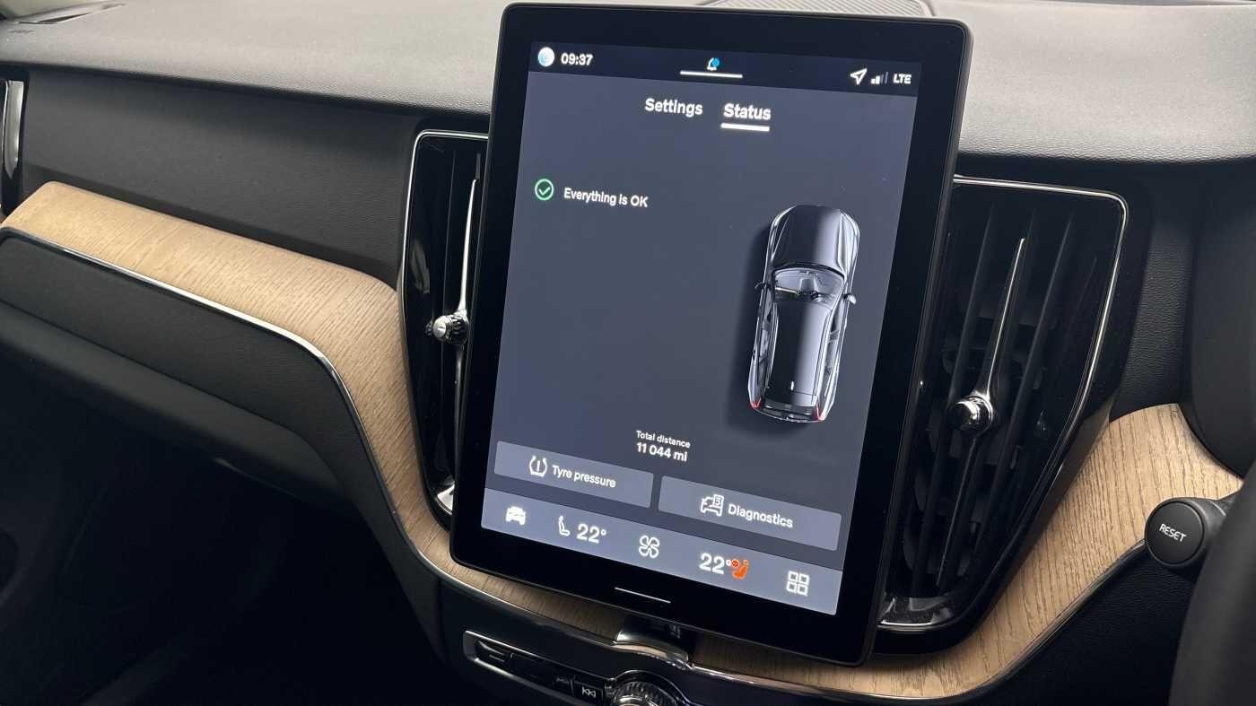 Used Volvo XC60 2025 for sale - 77705403: Photo 33