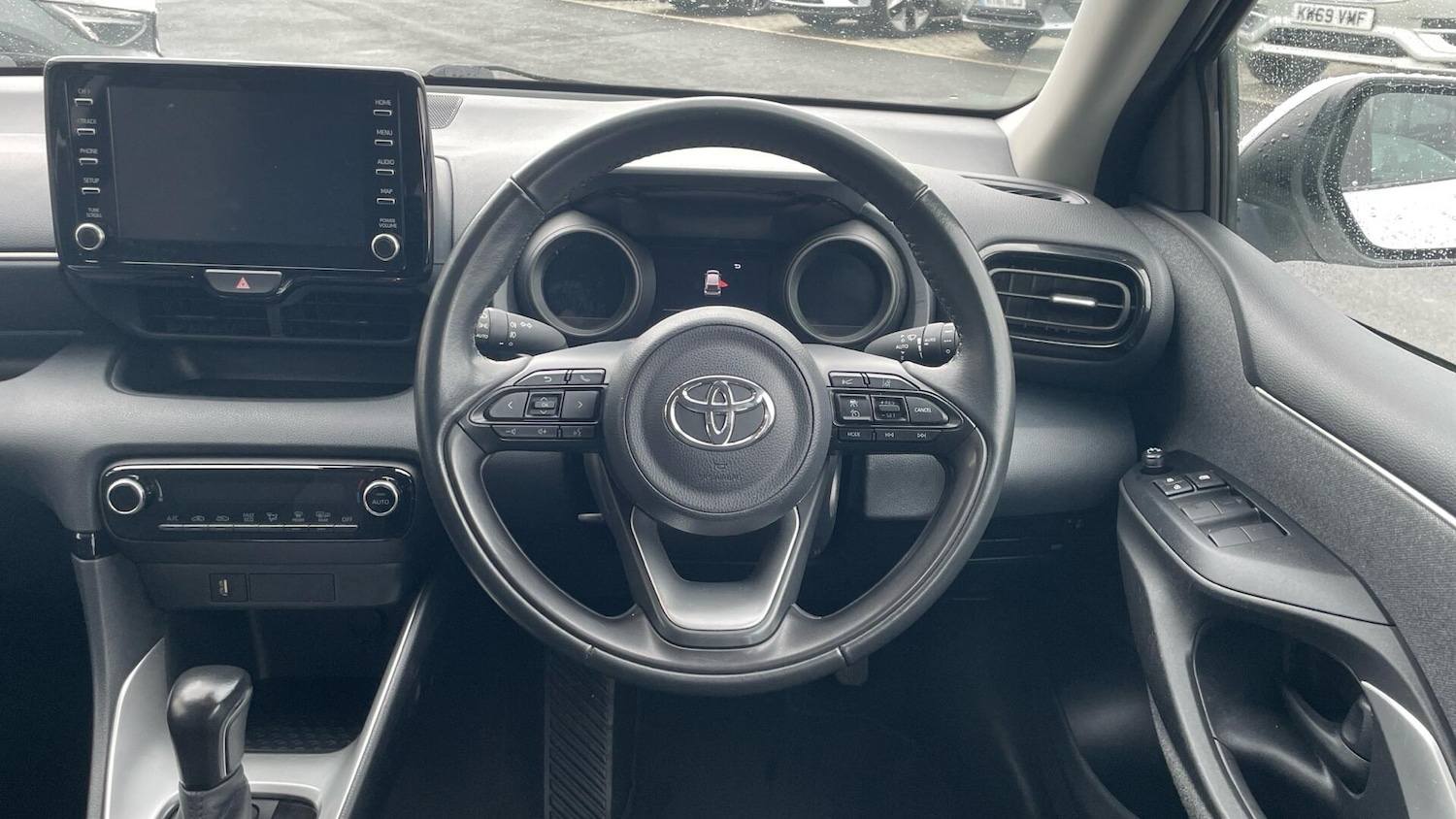 Used Toyota Yaris for sale - 77808631: Photo 10