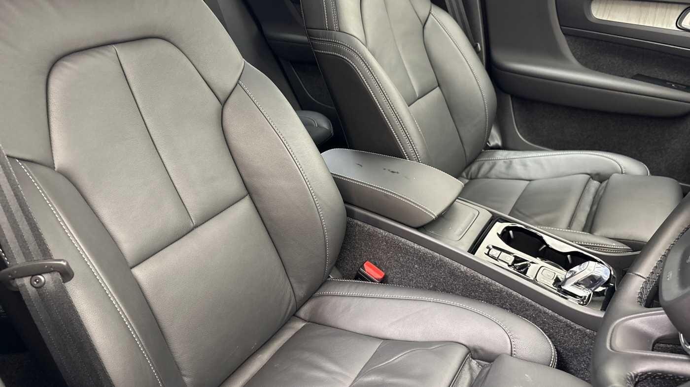 Used Volvo XC40 2025 for sale - 77468472: Photo 29