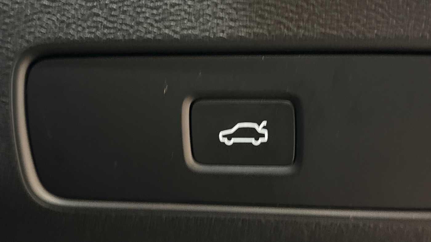 Used Volvo XC40 2025 for sale - 77468472: Photo 30