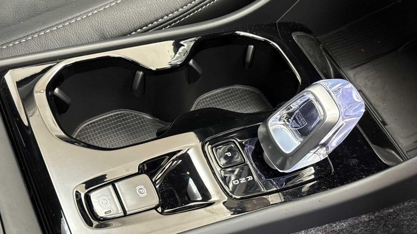 Used Volvo XC40 2025 for sale - 77468472: Photo 32