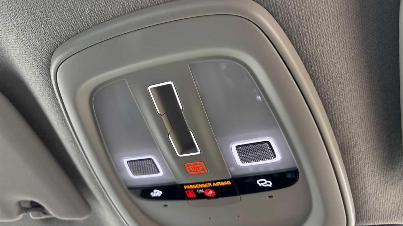 Used Volvo XC40 2025 for sale - 77468472: Photo 33