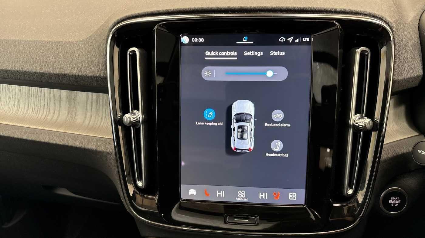 Used Volvo XC40 2025 for sale - 77468472: Photo 34