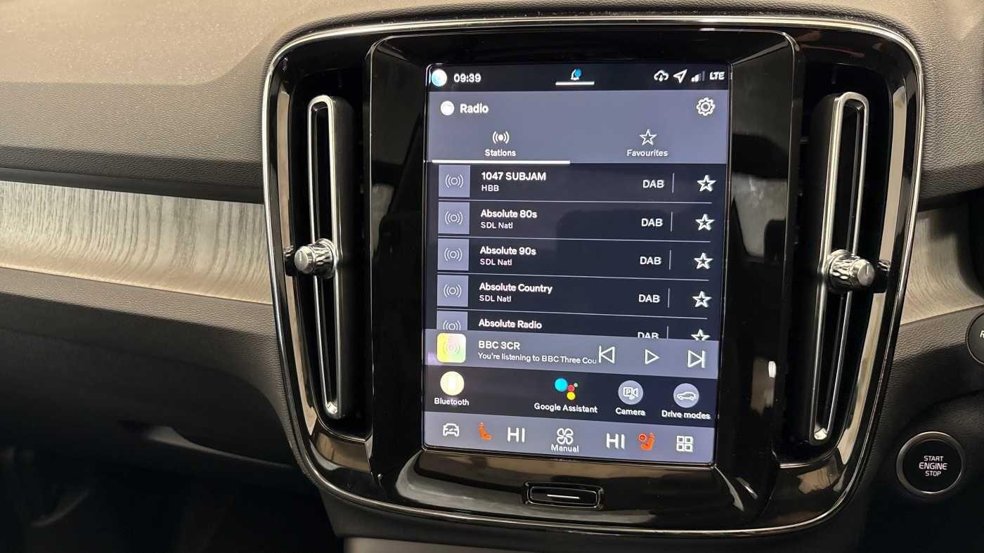 Used Volvo XC40 2025 for sale - 77468472: Photo 37