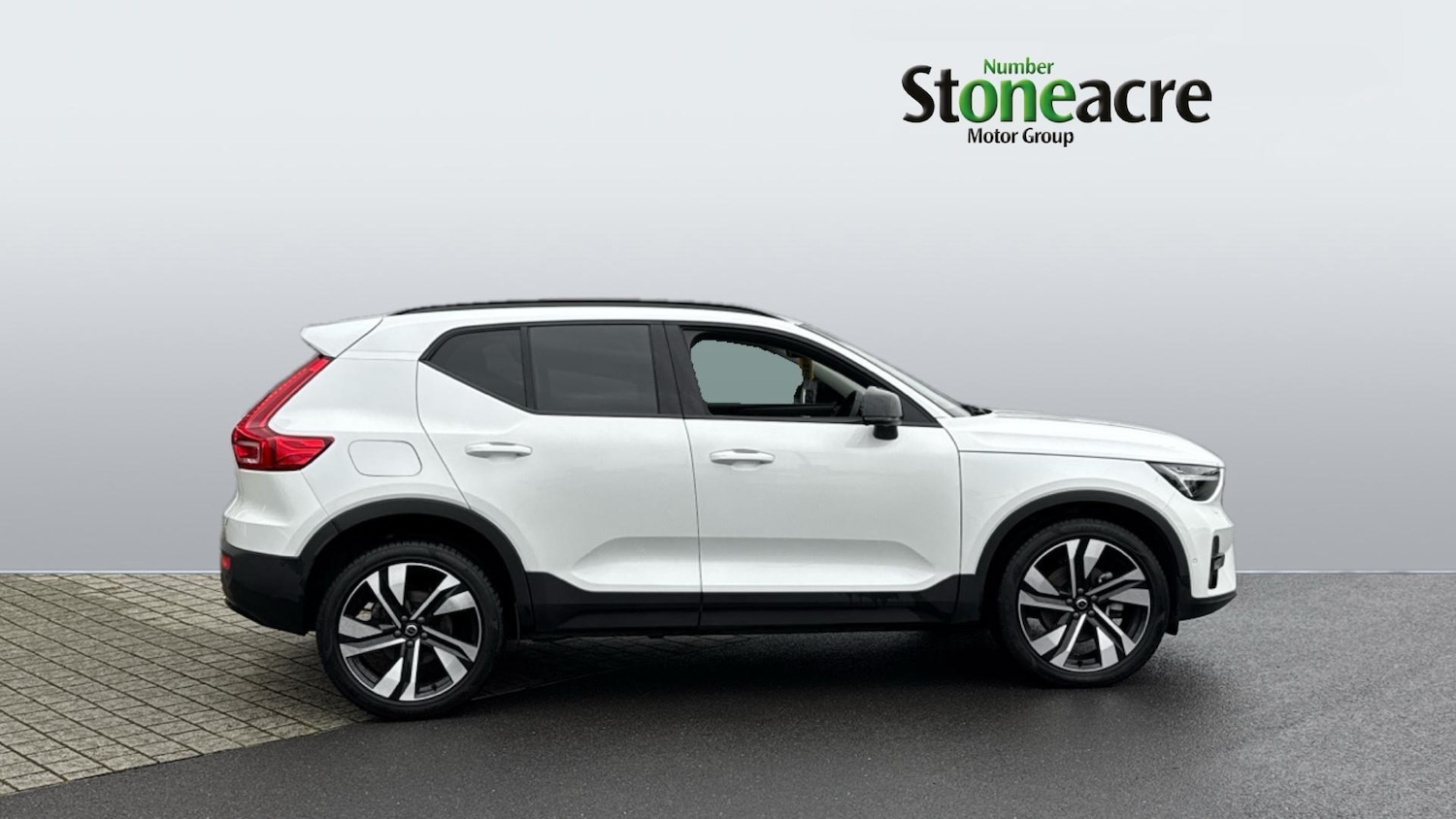 Used Volvo XC40 2024 for sale - 76824492: Photo 3