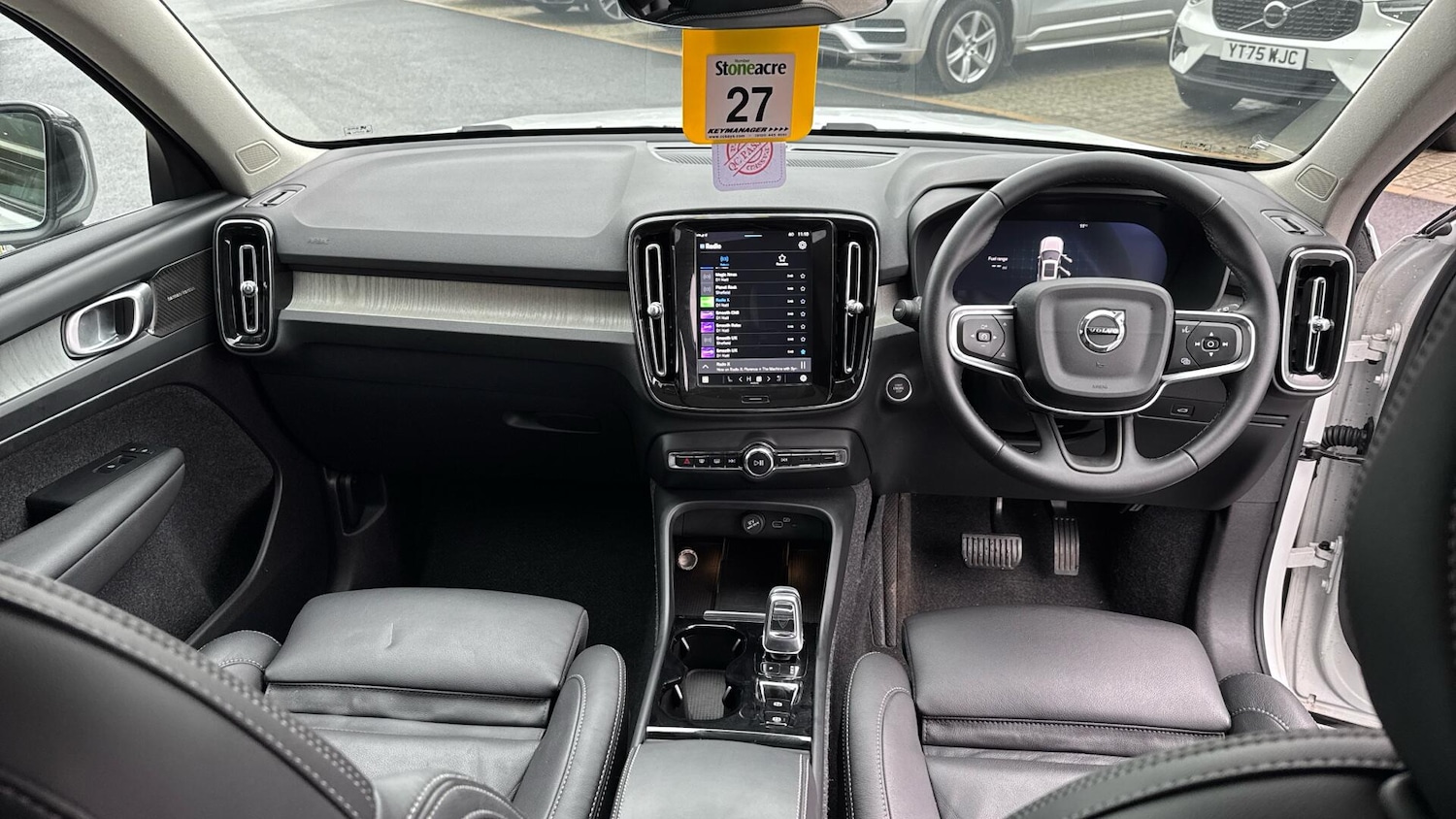 Used Volvo XC40 2024 for sale - 76824492: Photo 5