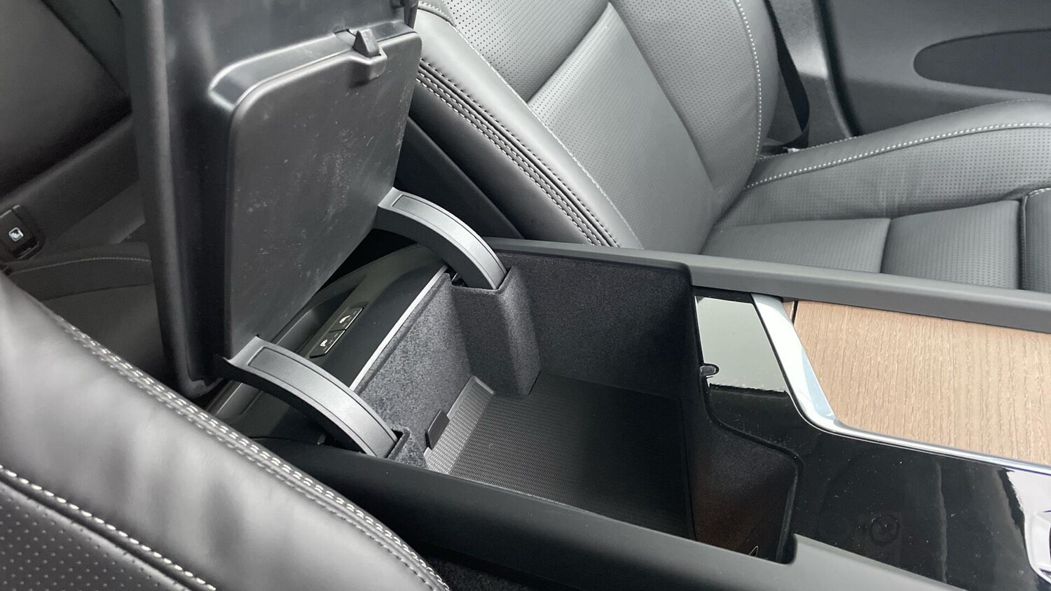 Used Volvo XC60 2026 for sale - 77574330: Photo 15