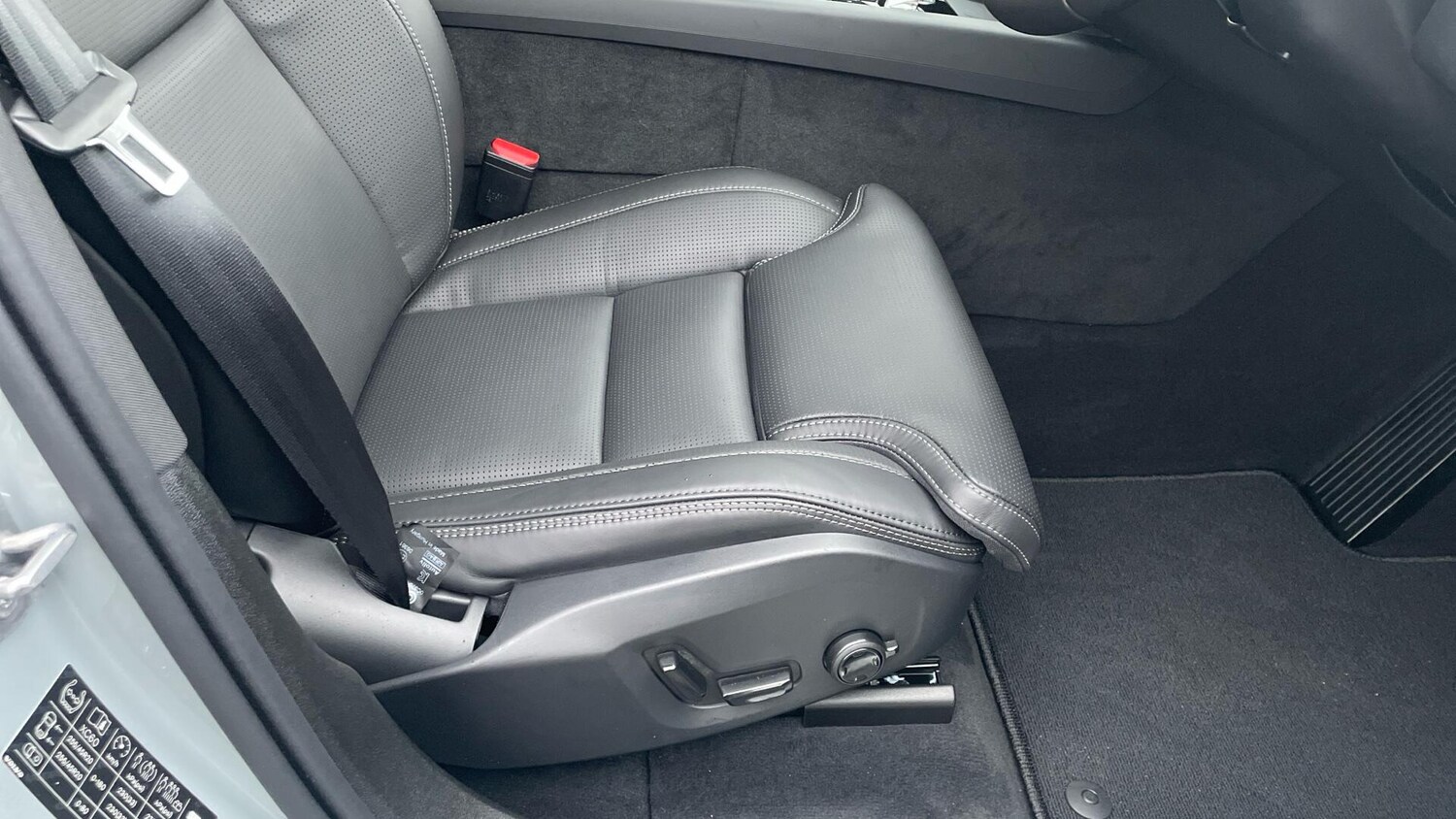 Used Volvo XC60 2026 for sale - 77574330: Photo 30