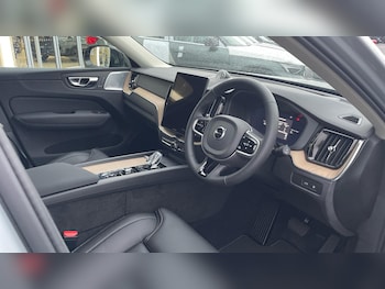 Used Volvo XC60 2026 for sale - 77574330: Photo