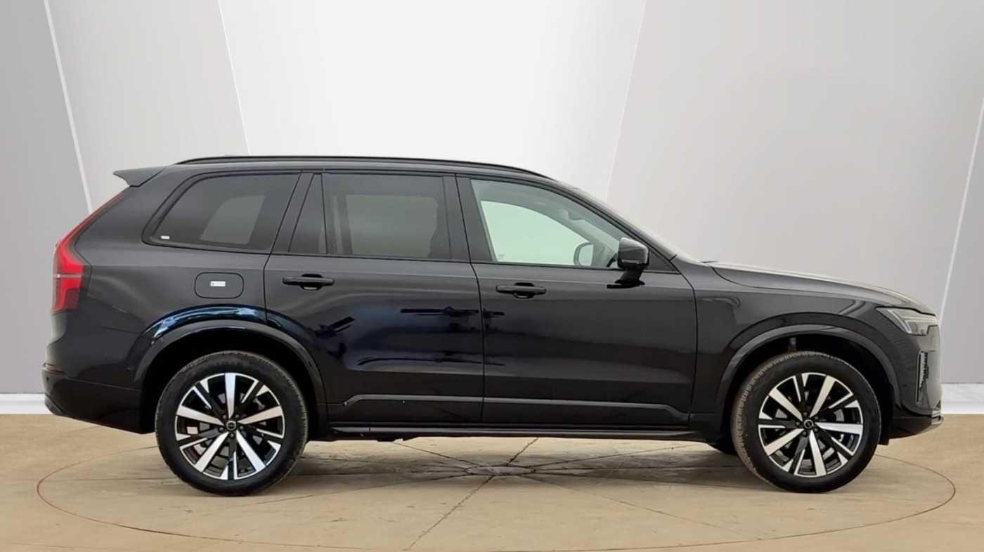 Used Volvo XC90 2025 for sale - 77982569: Photo 2