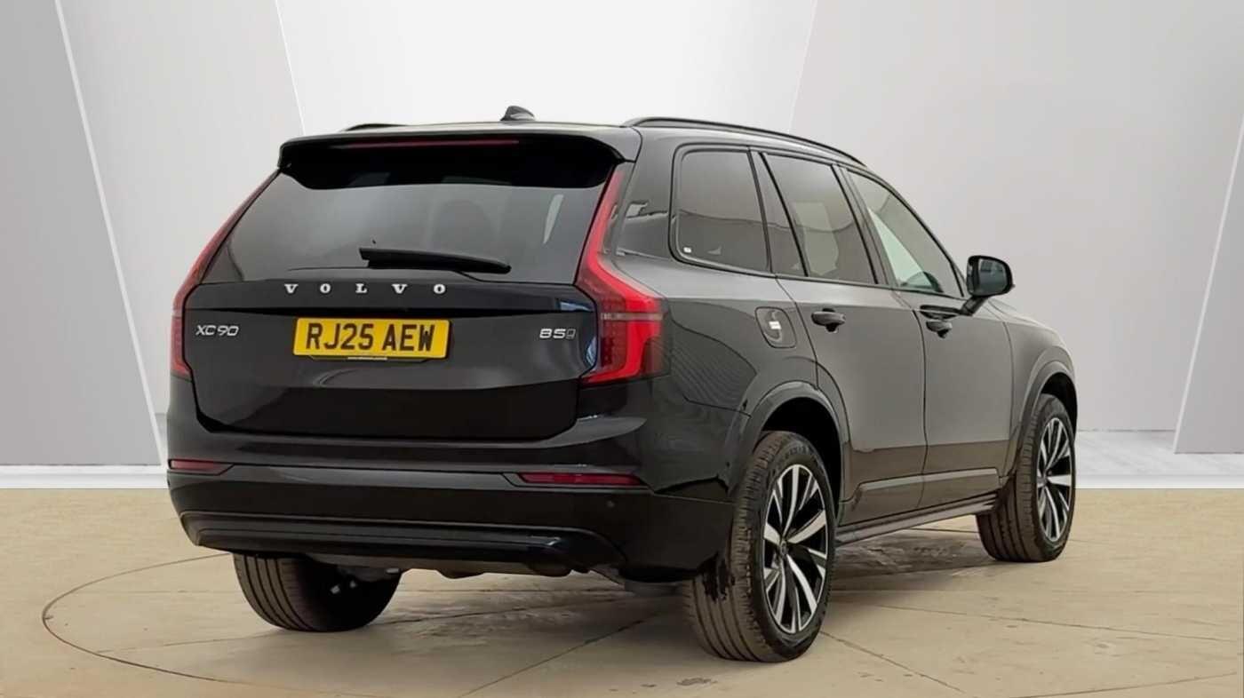 Used Volvo XC90 2025 for sale - 77982569: Photo 3