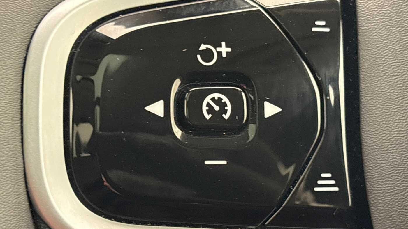 Used Volvo XC90 2025 for sale - 77982569: Photo 31