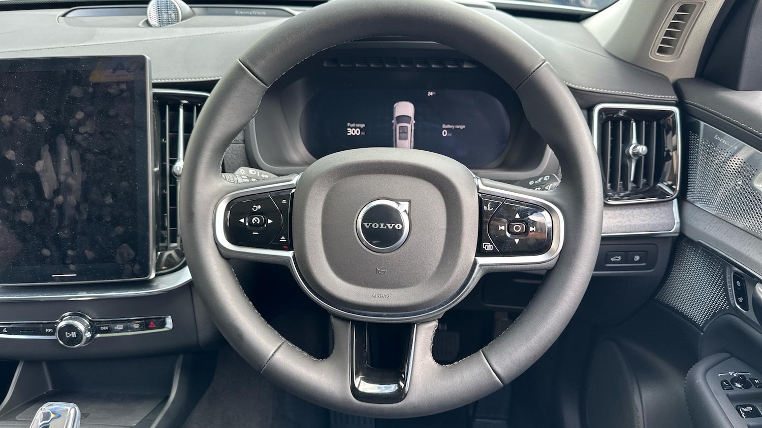 Used Volvo XC90 2025 for sale - 77320891: Photo 11