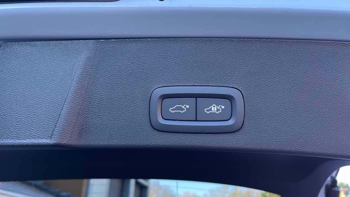 Used Volvo XC40 for sale - 77709762: Photo 28