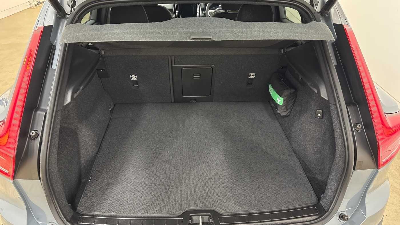 Used Volvo XC40 2022 for sale - 76824514: Photo 15