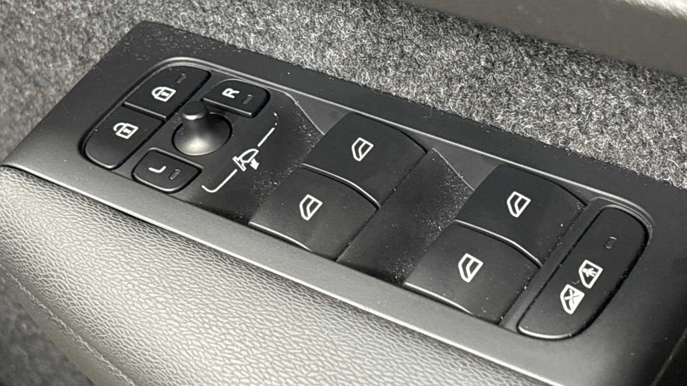 Used Volvo XC40 2022 for sale - 76824514: Photo 25