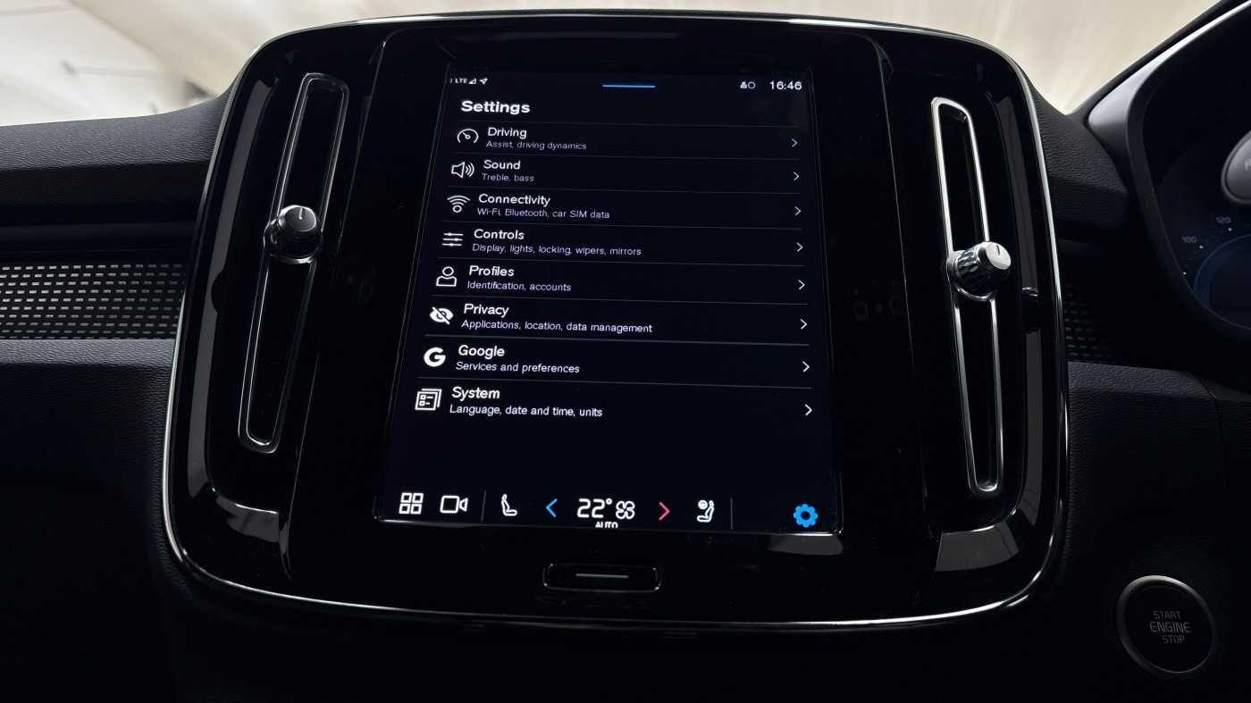 Used Volvo XC40 2022 for sale - 76824514: Photo 35