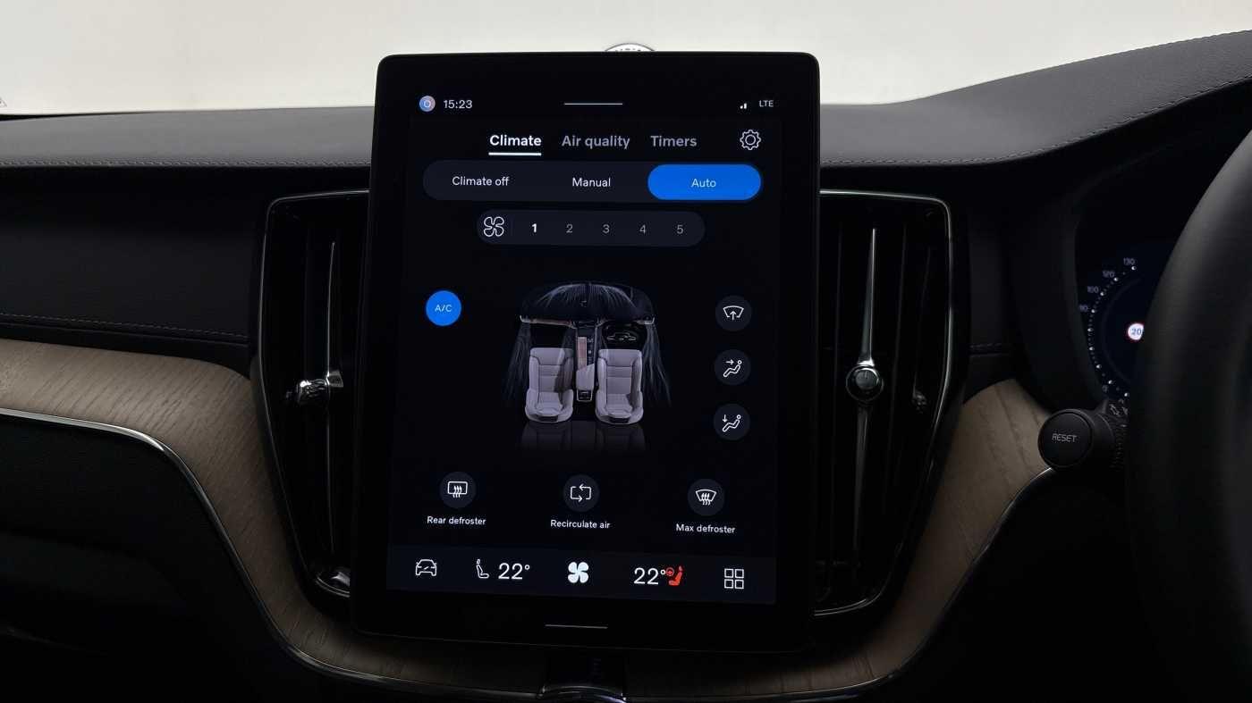 Used Volvo XC60 2025 for sale - 78058683: Photo 39