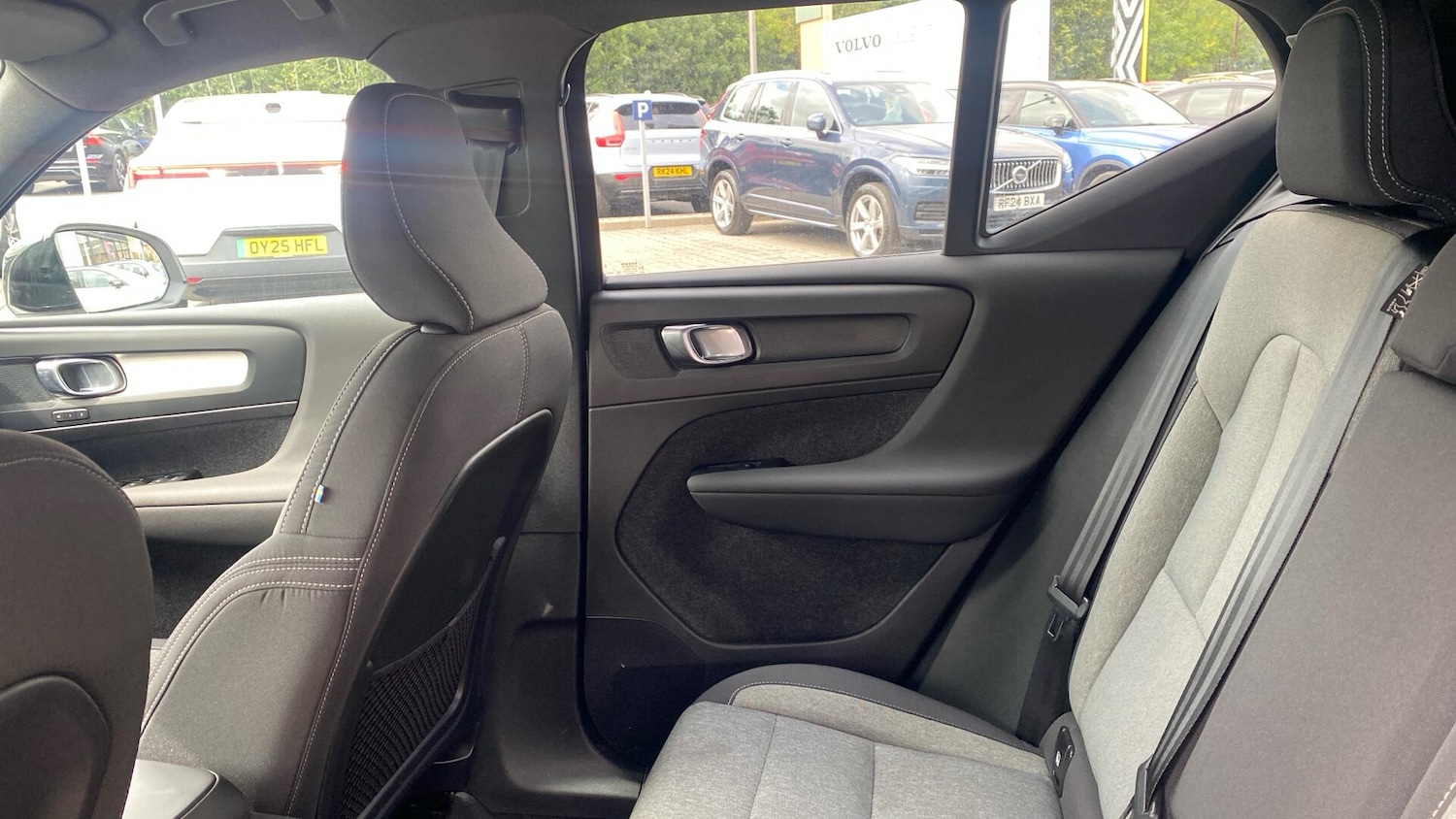 Used Volvo XC40 2024 for sale - 76855820: Photo 34