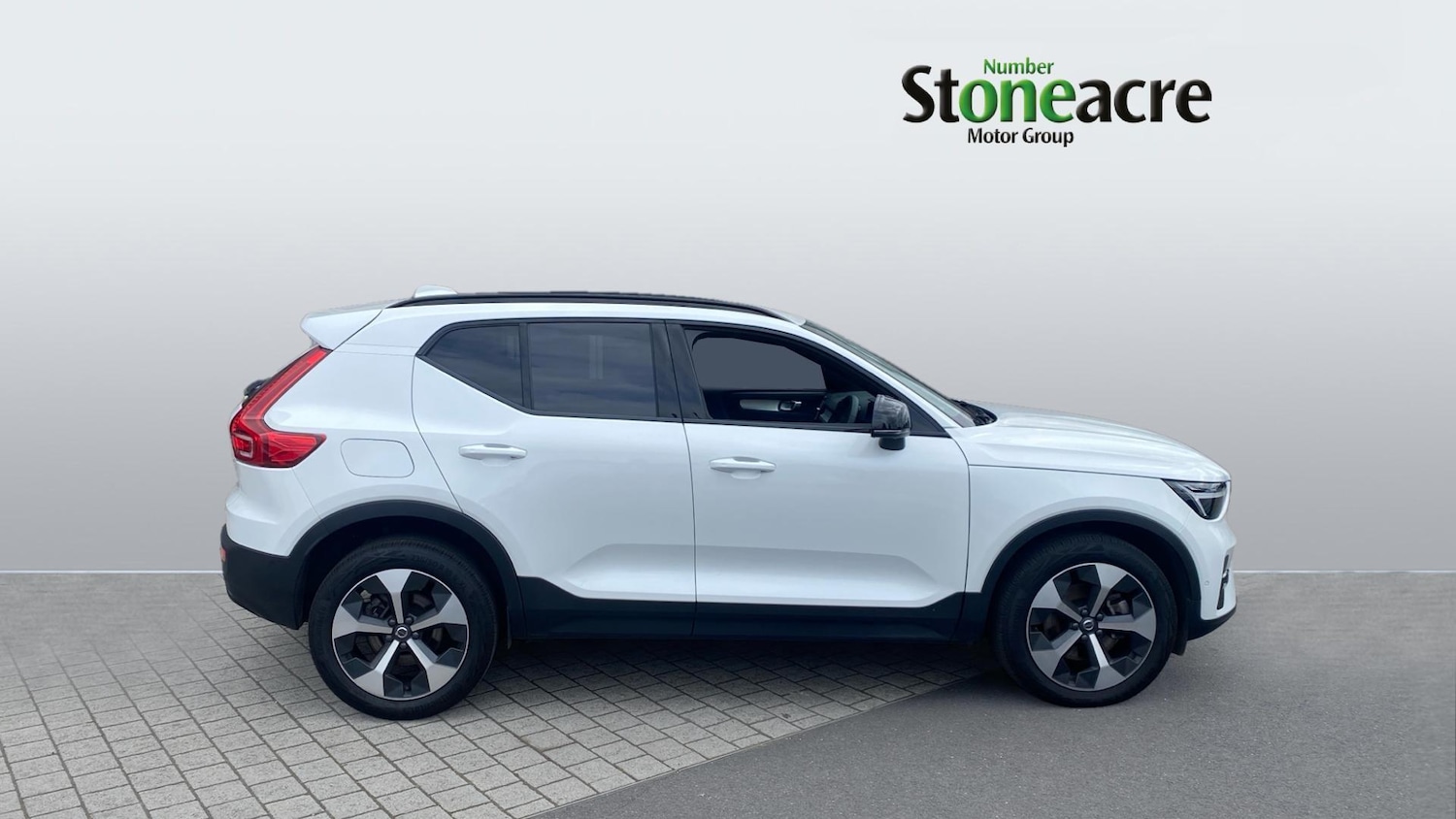 Used Volvo XC40 2024 for sale - 76855820: Photo 4