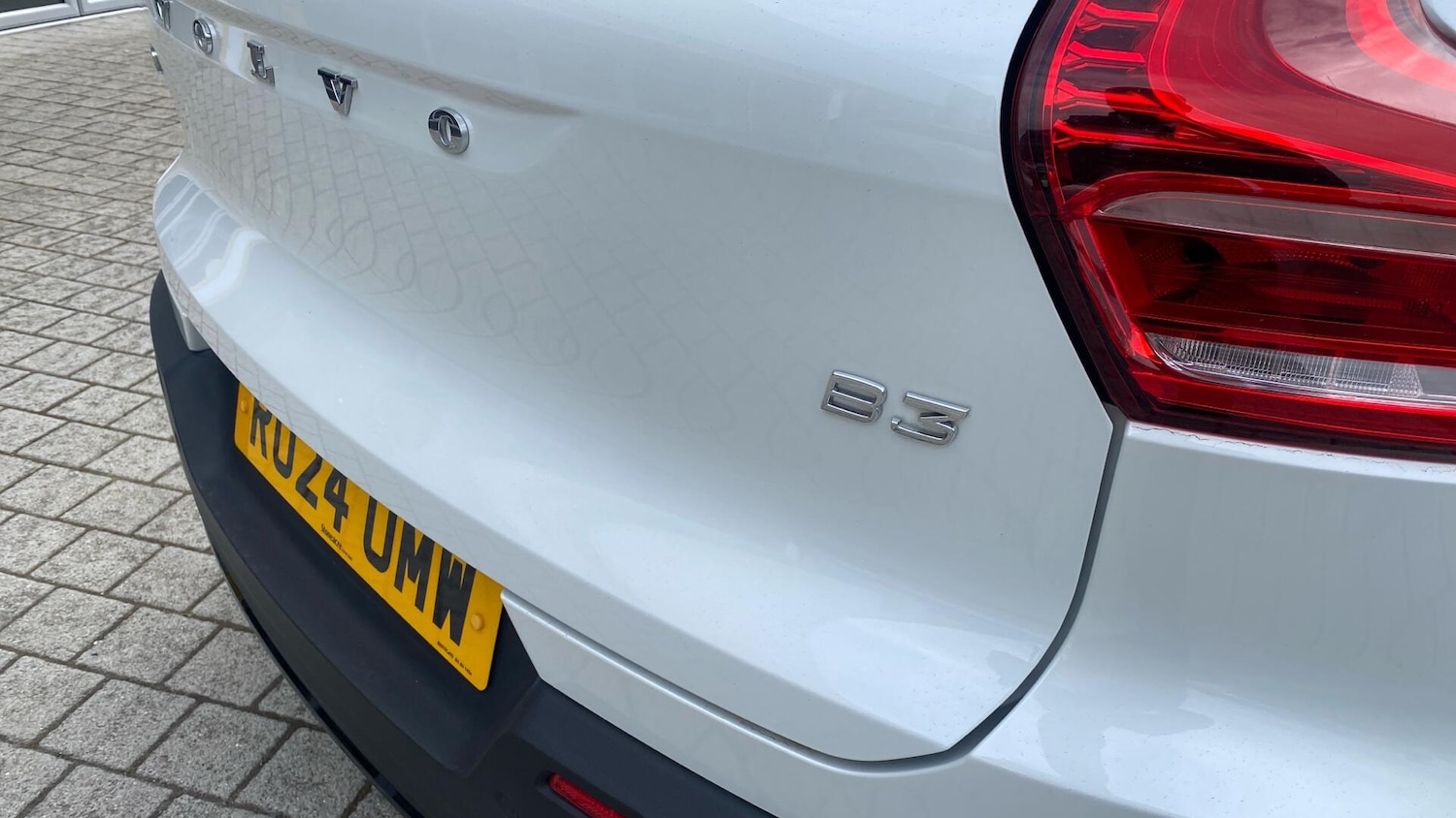 Used Volvo XC40 2024 for sale - 77255127: Photo 37