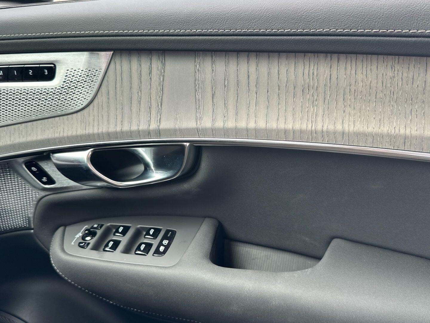 Used Volvo XC90 for sale - 76476649: Photo 17