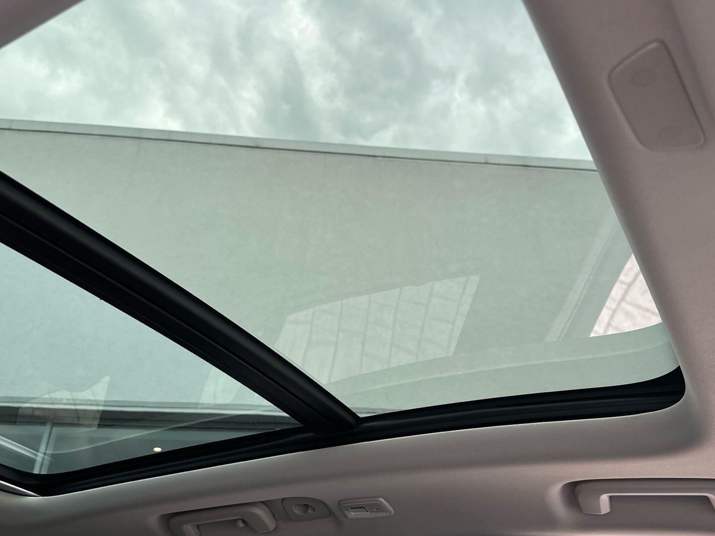 Used Volvo XC90 for sale - 76476649: Photo 19