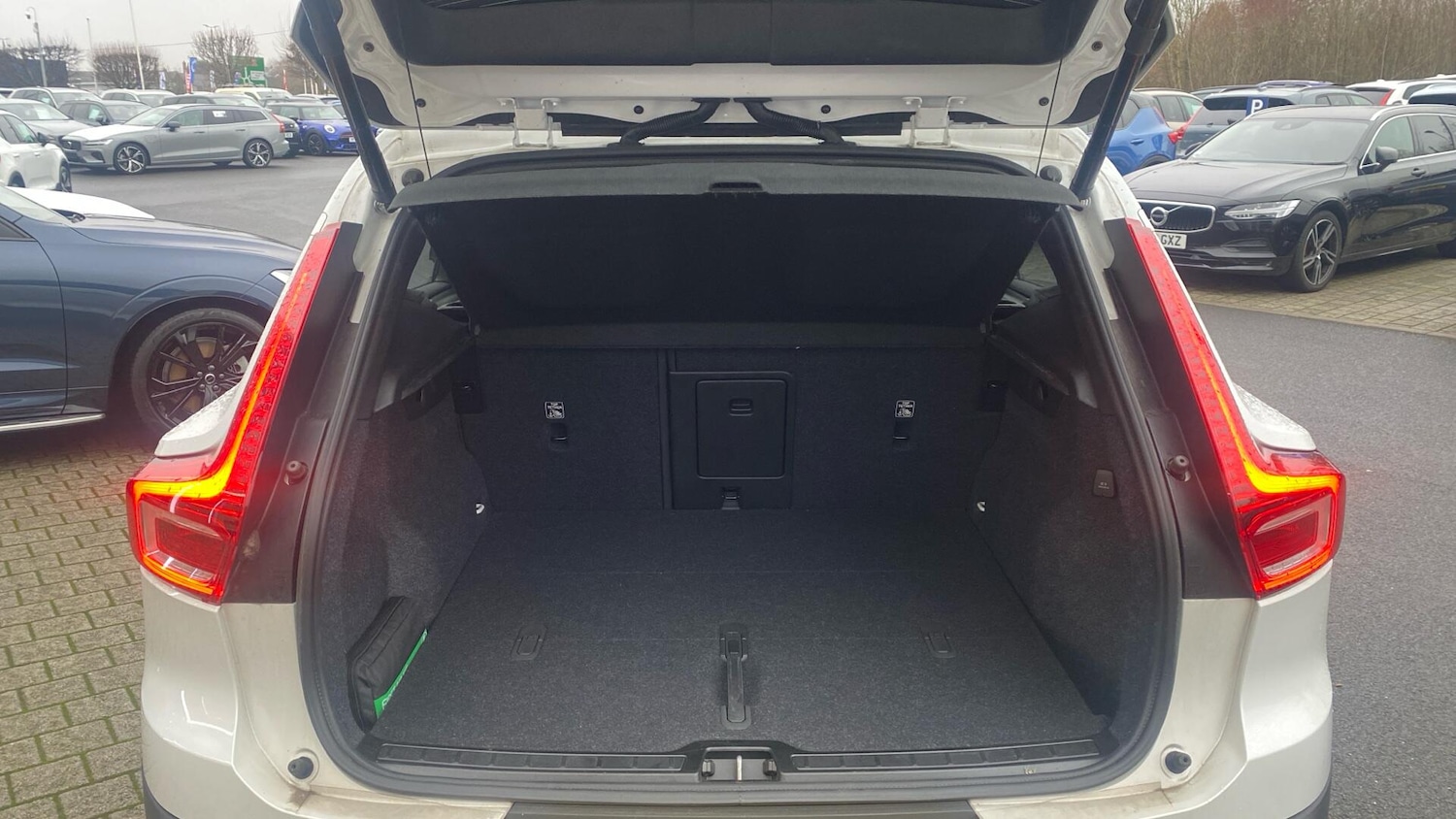 Used Volvo XC40 for sale - 77166725: Photo 13