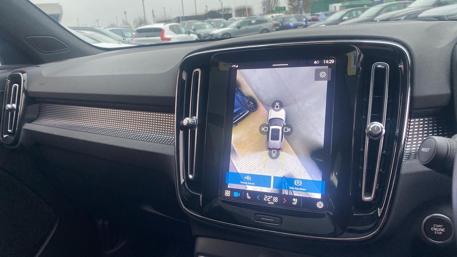 Used Volvo XC40 for sale - 77166725: Photo 18