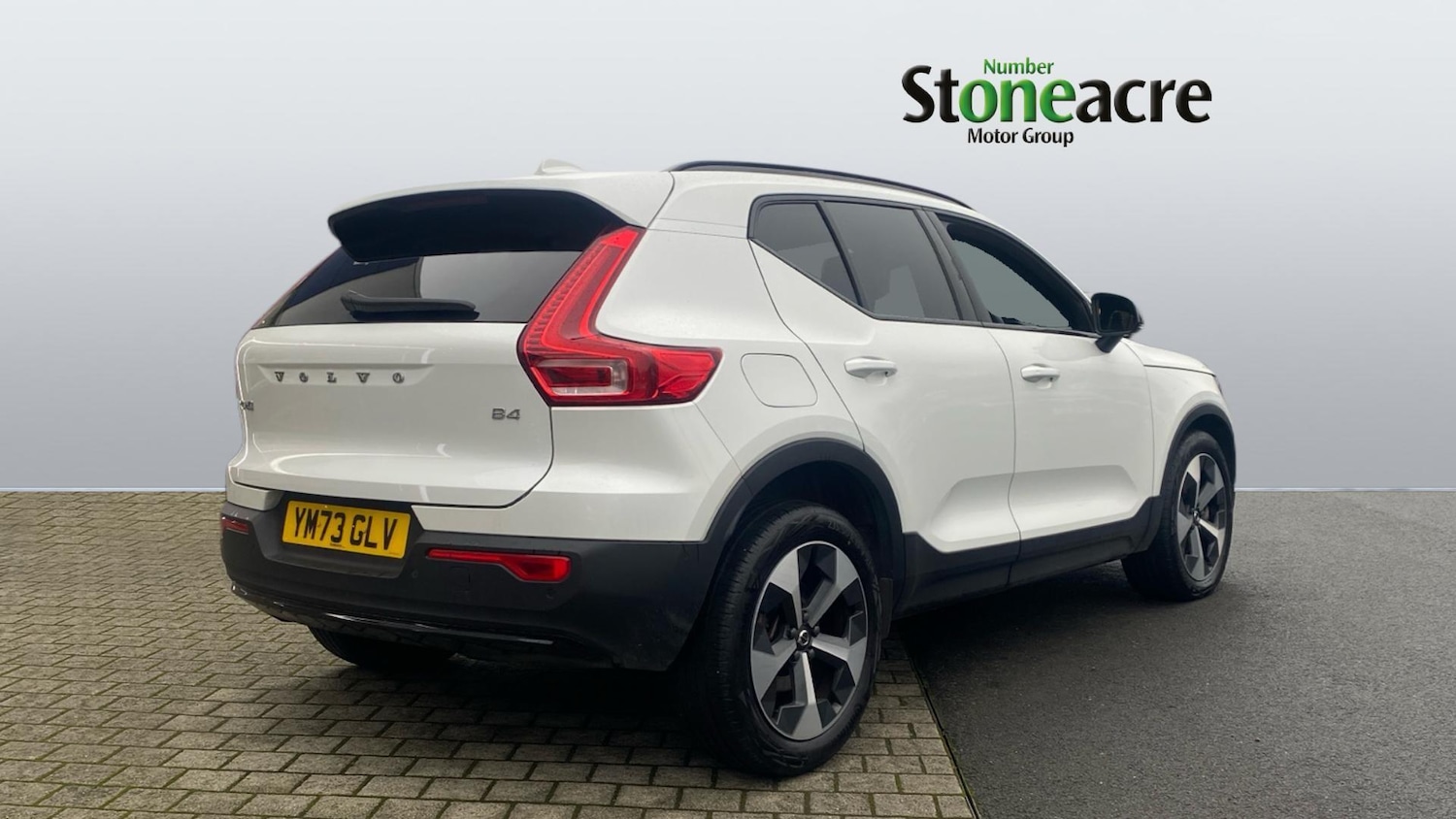 Used Volvo XC40 for sale - 77166725: Photo 2