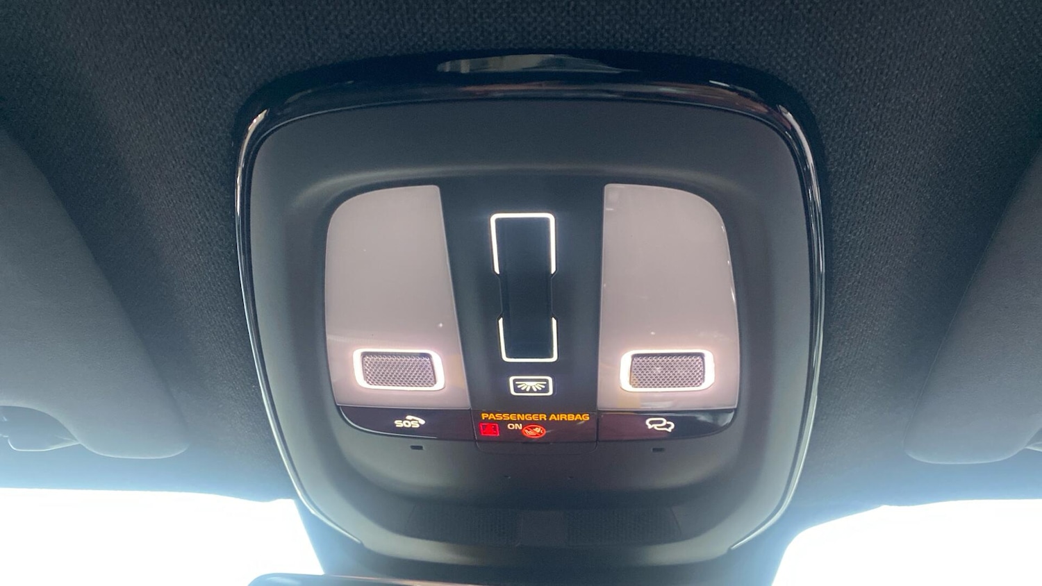 Used Volvo XC40 for sale - 77166725: Photo 27