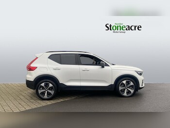 Used Volvo XC40 2023 for sale - 77166725: Photo