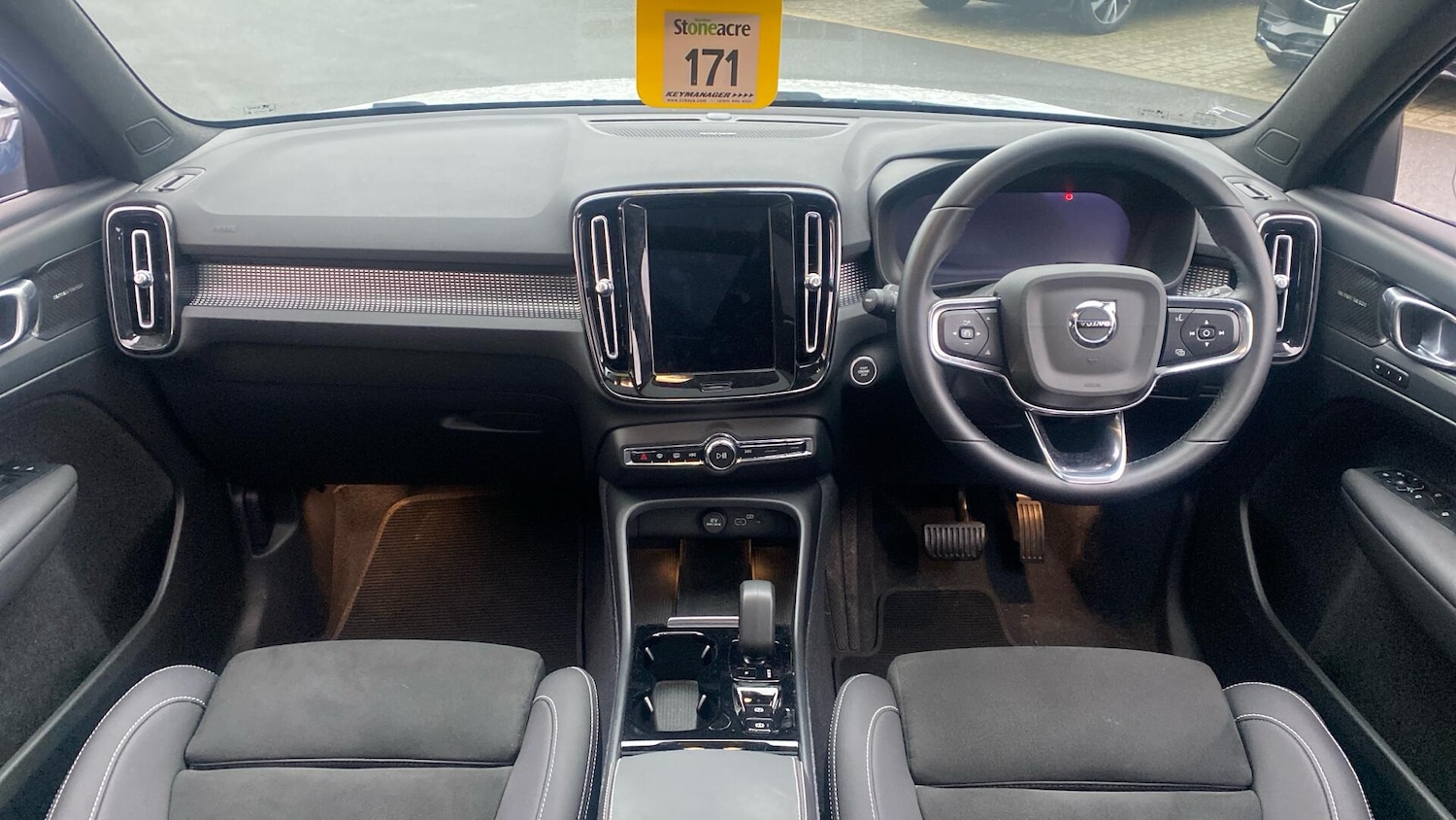 Used Volvo XC40 for sale - 77166725: Photo 5