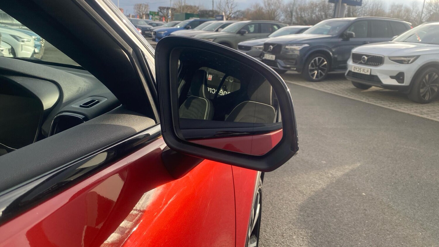 Used Volvo XC40 2020 for sale - 77683582: Photo 31