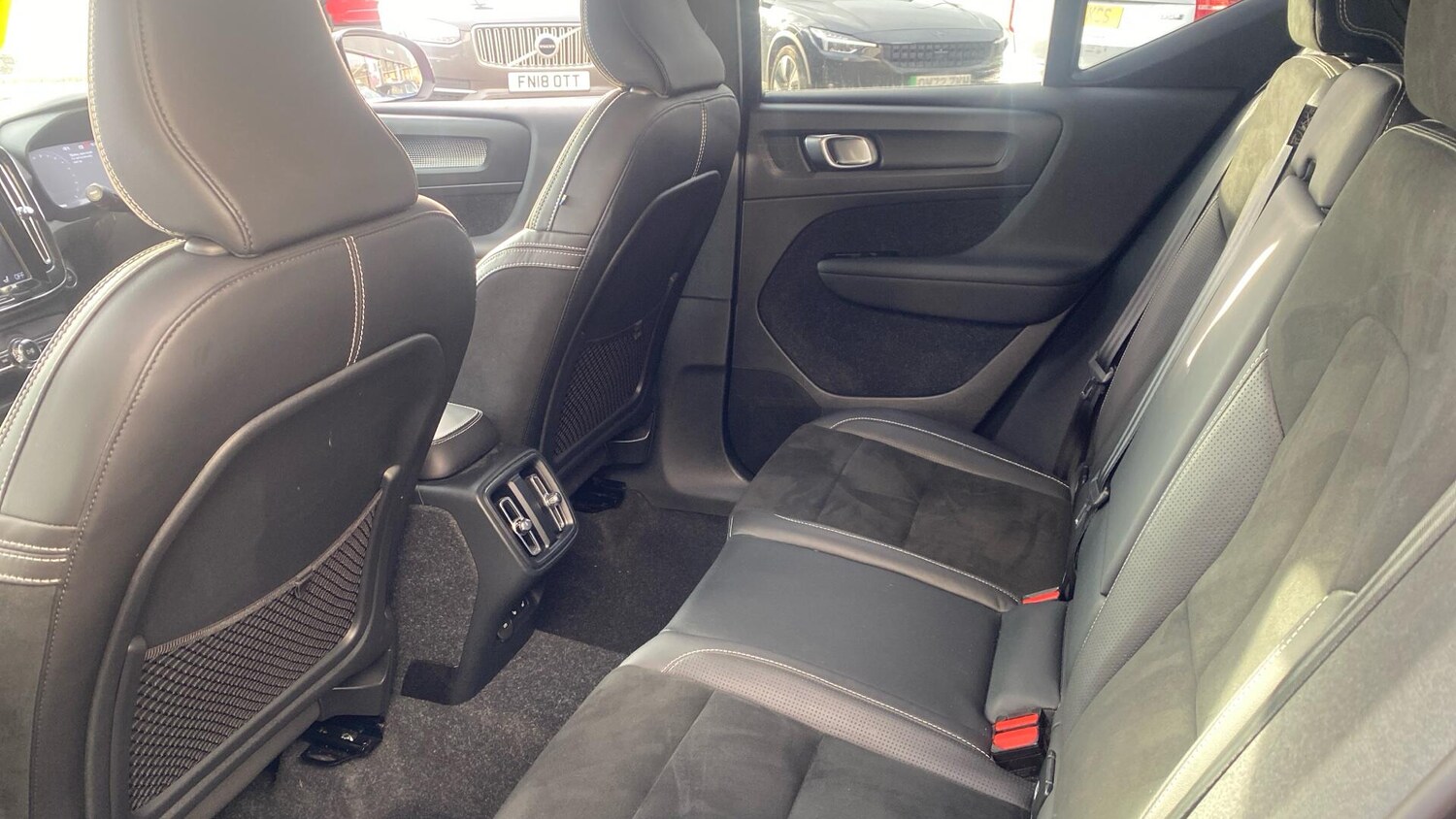 Used Volvo XC40 2020 for sale - 77683582: Photo 32