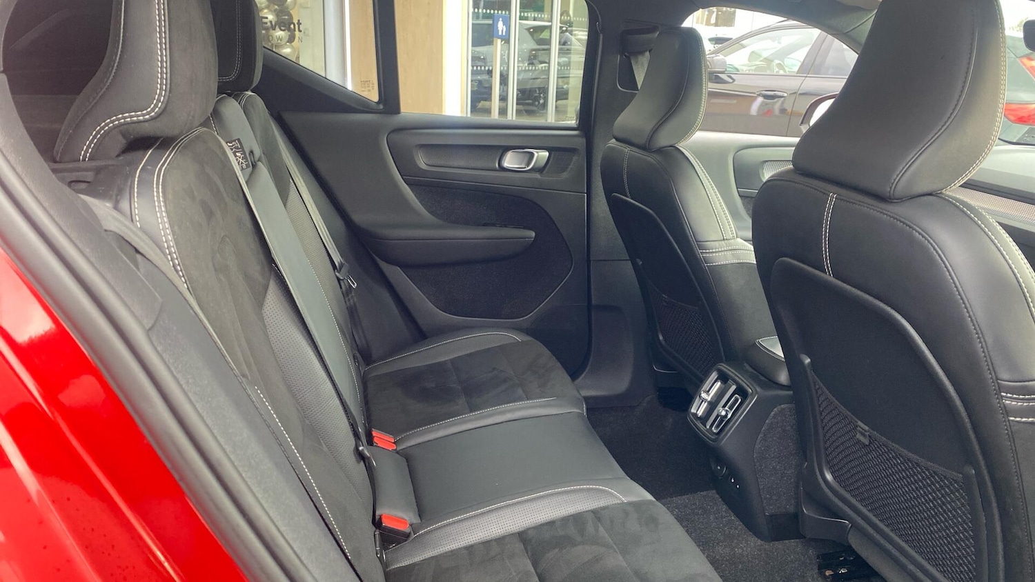 Used Volvo XC40 2020 for sale - 77683582: Photo 6