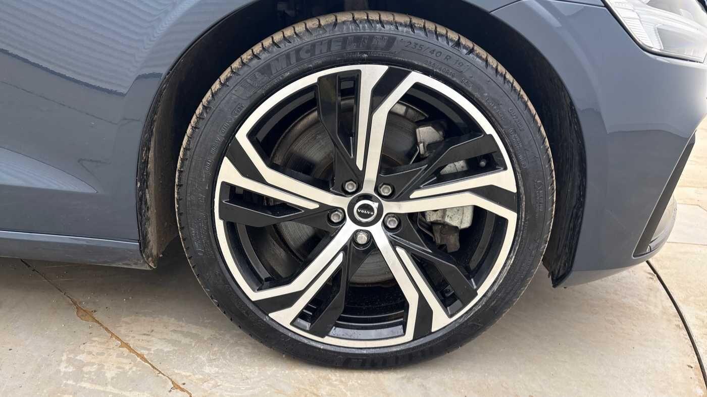 Used Volvo V60 2025 for sale - 78205223: Photo 16