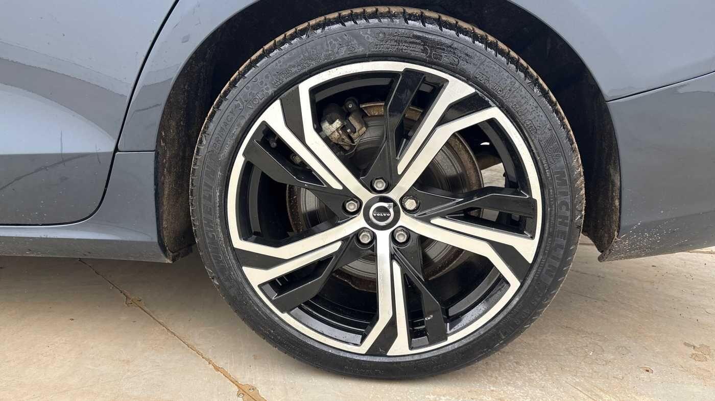 Used Volvo V60 2025 for sale - 78205223: Photo 19