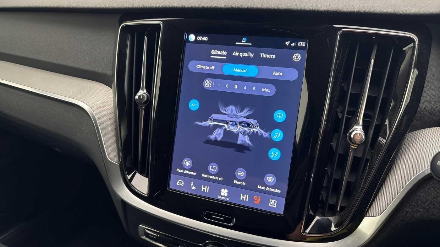 Used Volvo V60 2025 for sale - 78205223: Photo 38