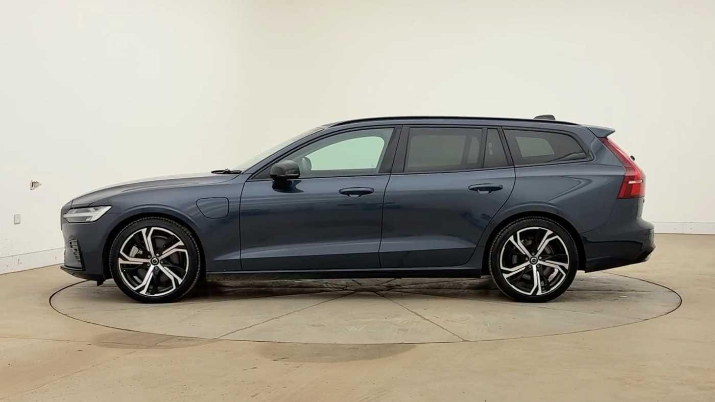 Used Volvo V60 2025 for sale - 78205223: Photo 6