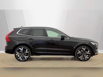 Used Volvo XC60 2025 for sale - 78276243: Photo
